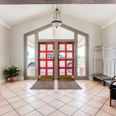 Hemp Inn Oklahoma City South エクステリア 写真