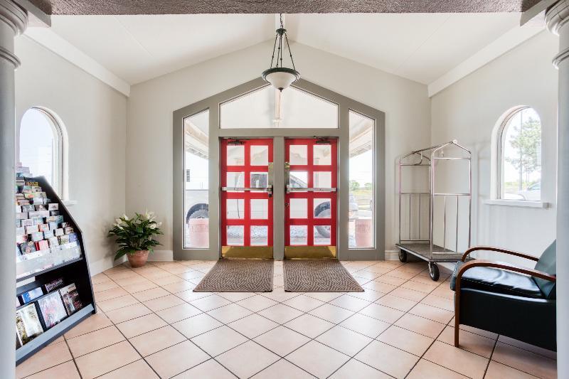 Hemp Inn Oklahoma City South エクステリア 写真