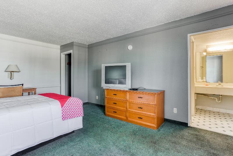 Hemp Inn Oklahoma City South エクステリア 写真